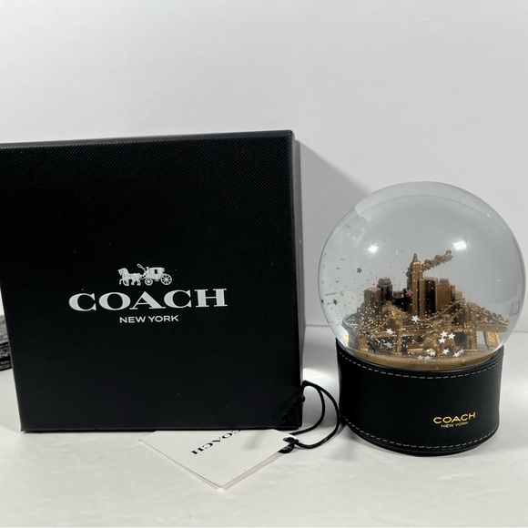 Coach Snow Globe With Rexy And Snowman NIB - Picture 3 of 5